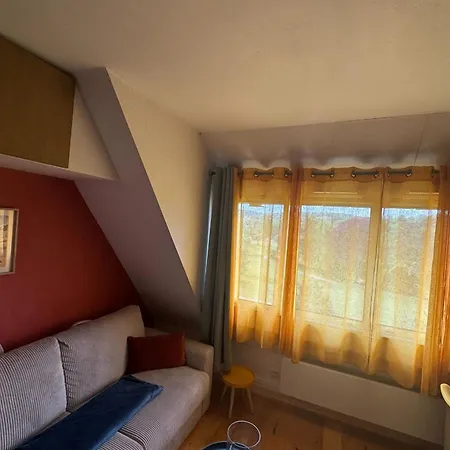 Cozy With Golf Course Views Apartment